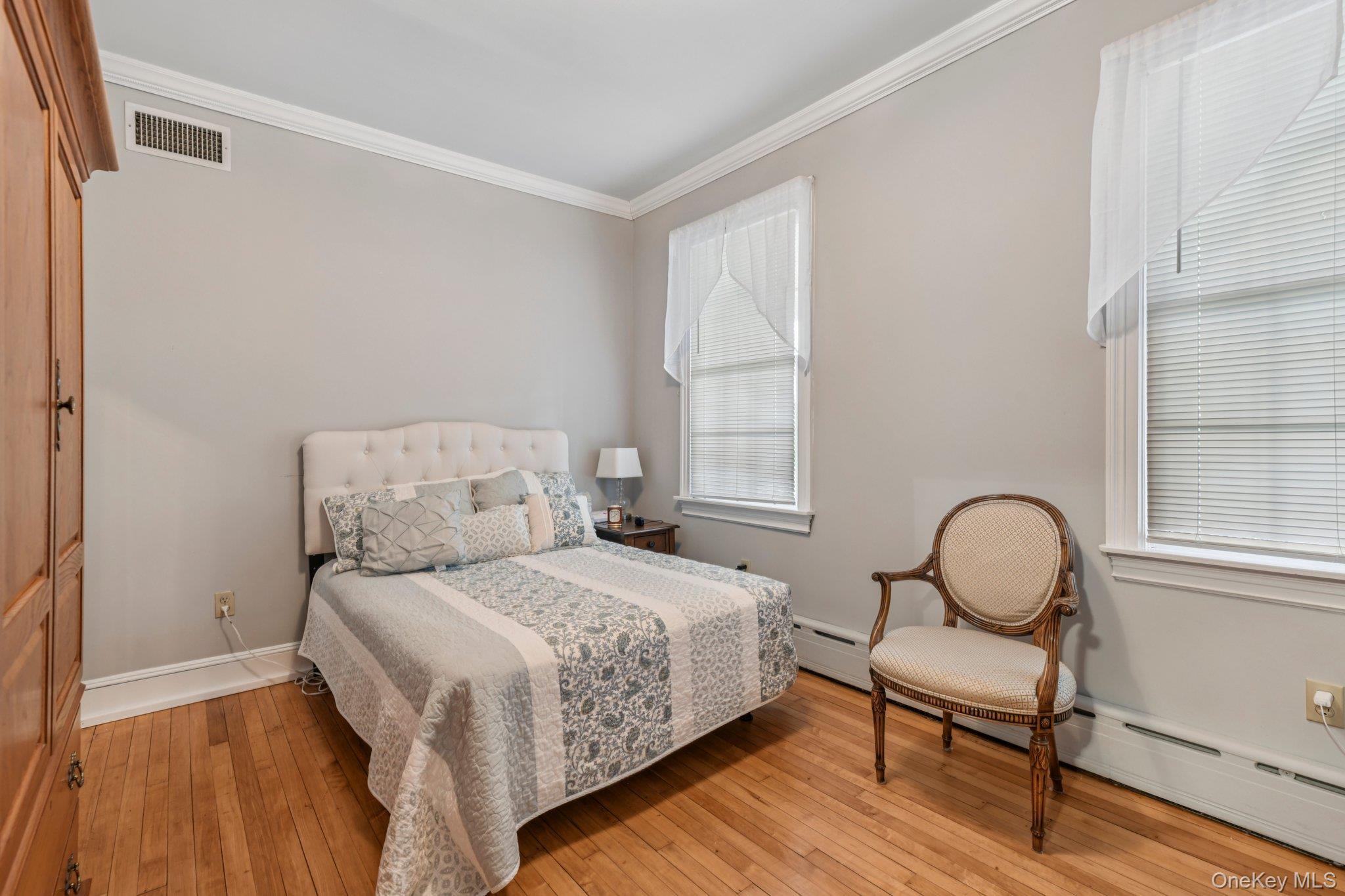 Single Family Village  Nassau County, NY 11570, MLS-887719-28