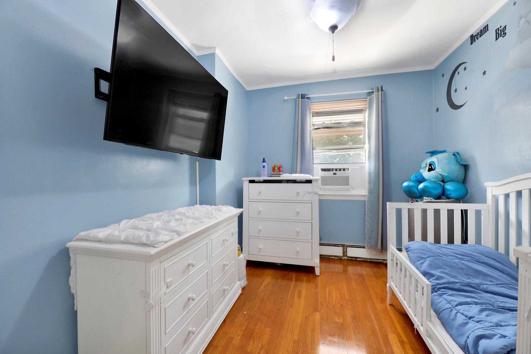 Single Family Balcom  Bronx, NY 10465, MLS-887734-11