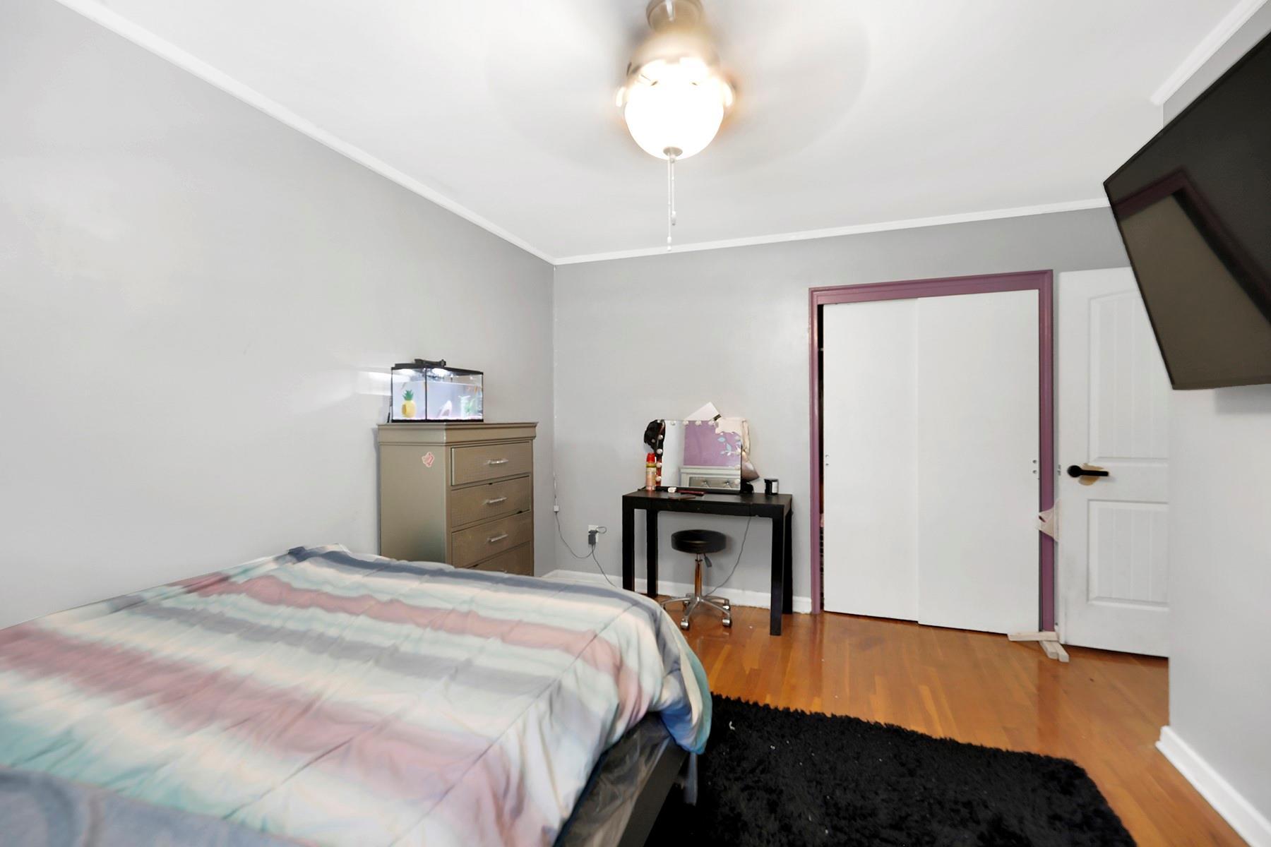 Single Family Balcom  Bronx, NY 10465, MLS-887734-9