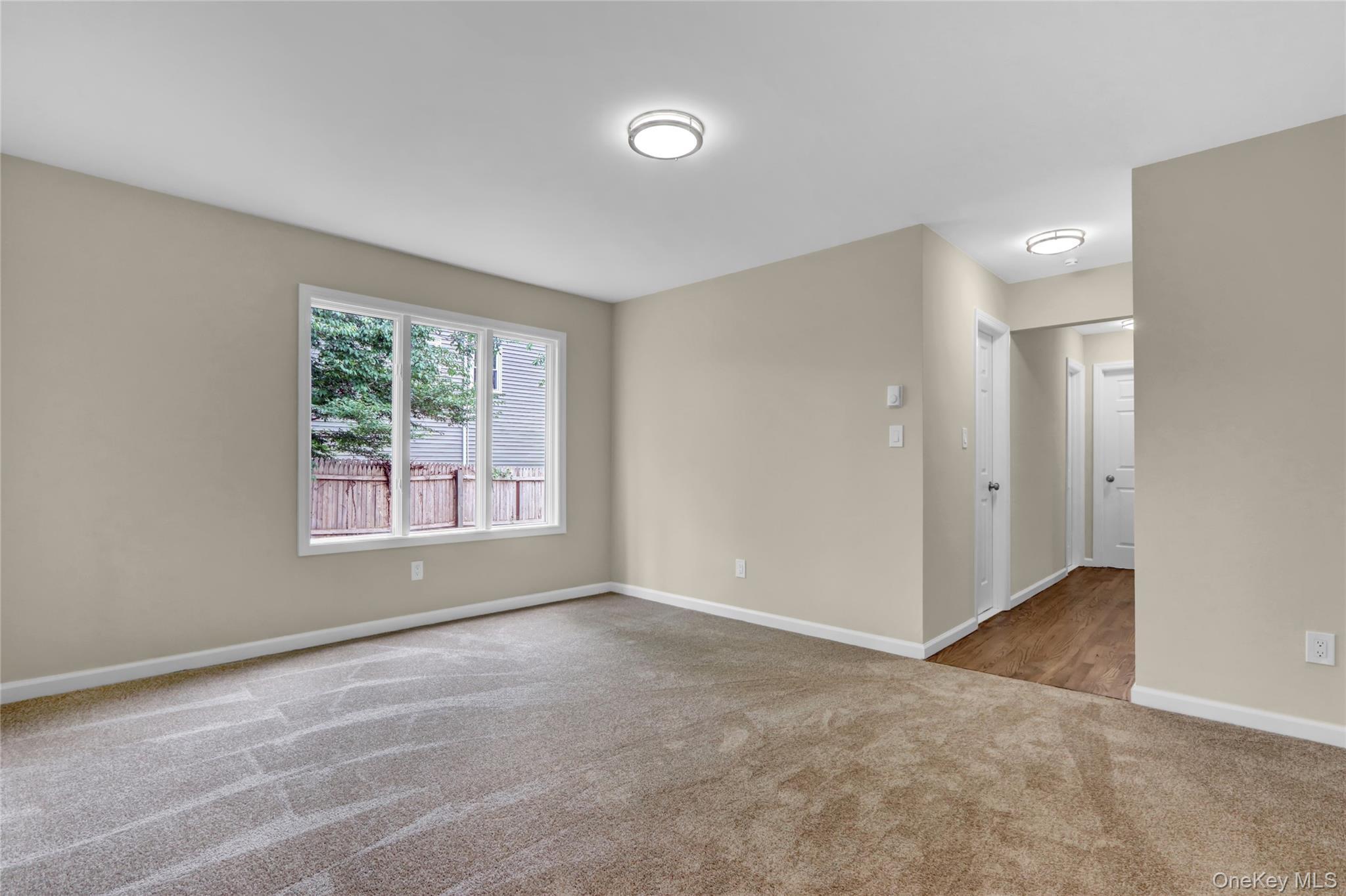 Single Family Wading River Hollow  Suffolk County, NY 11961, MLS-887772-17