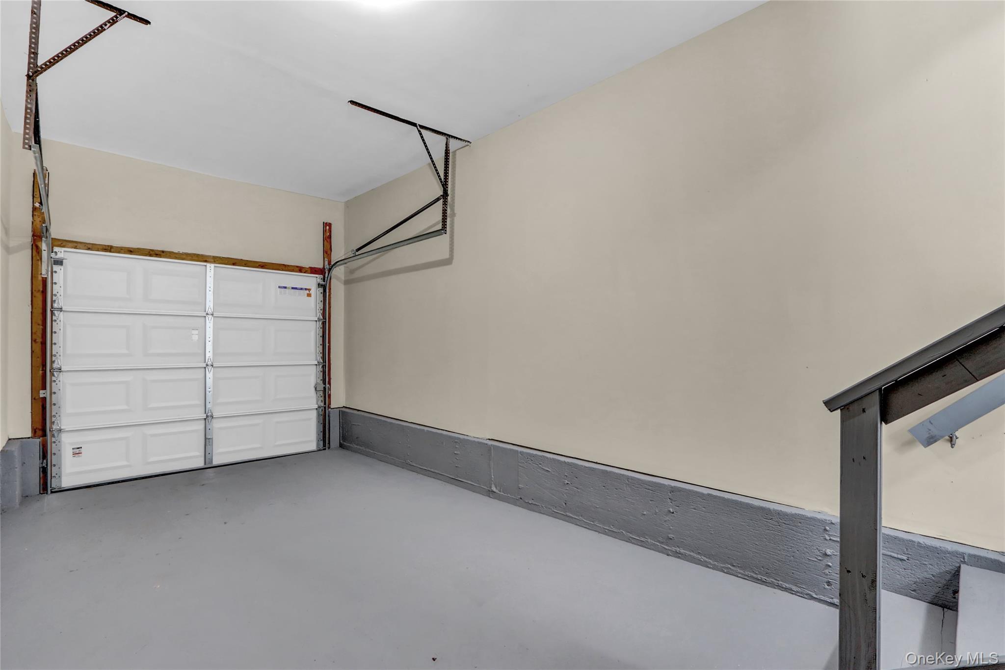 Single Family Wading River Hollow  Suffolk County, NY 11961, MLS-887772-24