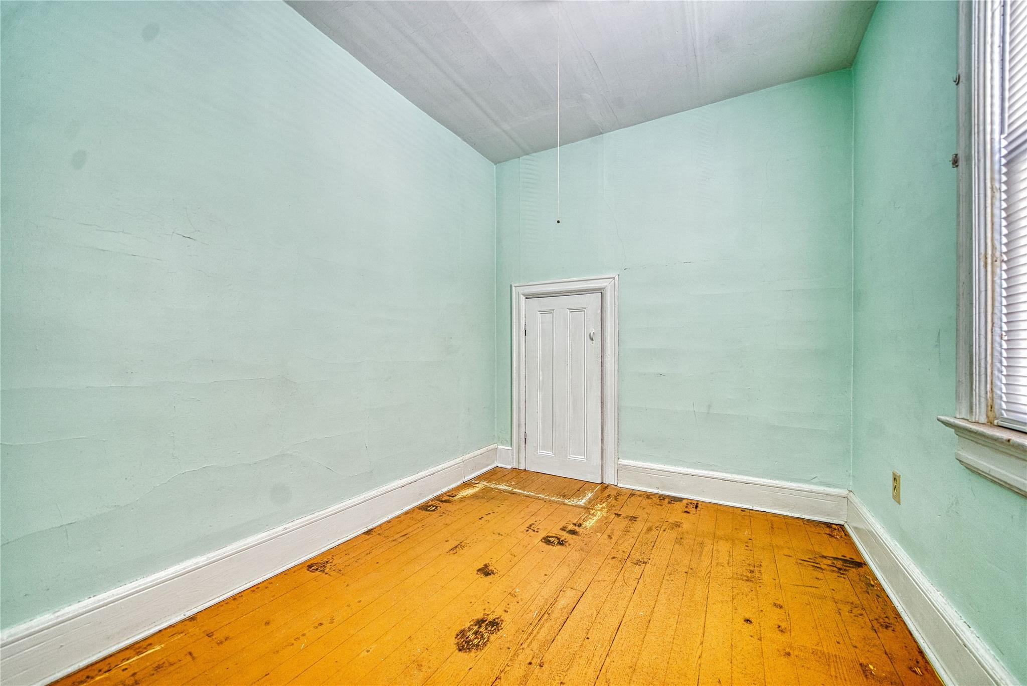 Single Family Lexington  Staten Island, NY 10302, MLS-887793-10