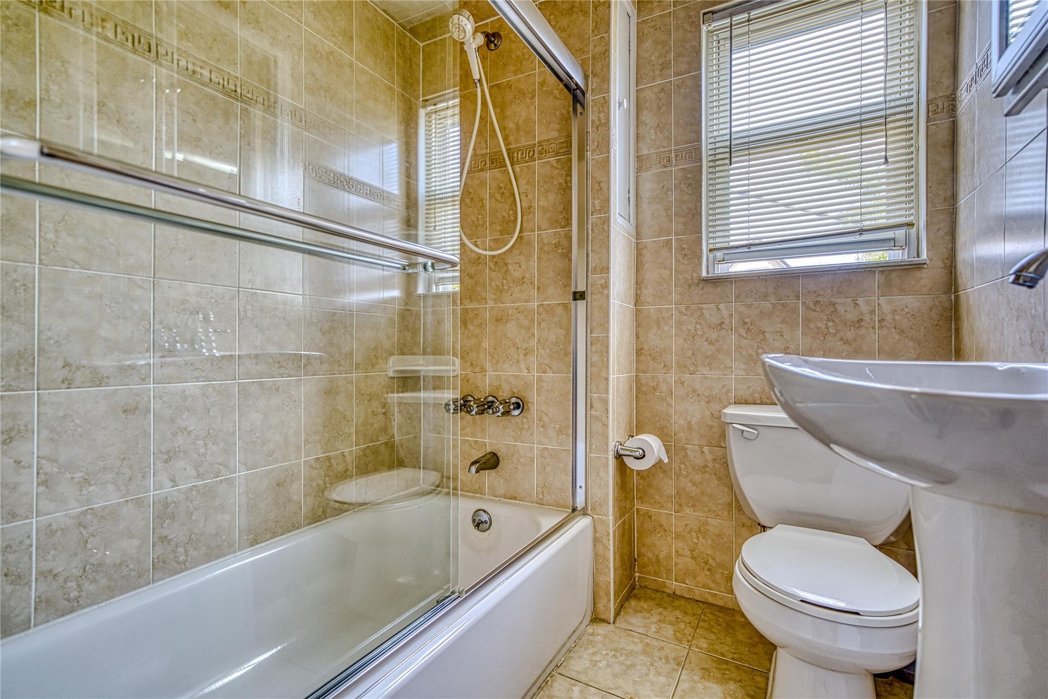 Single Family Lexington  Staten Island, NY 10302, MLS-887793-13