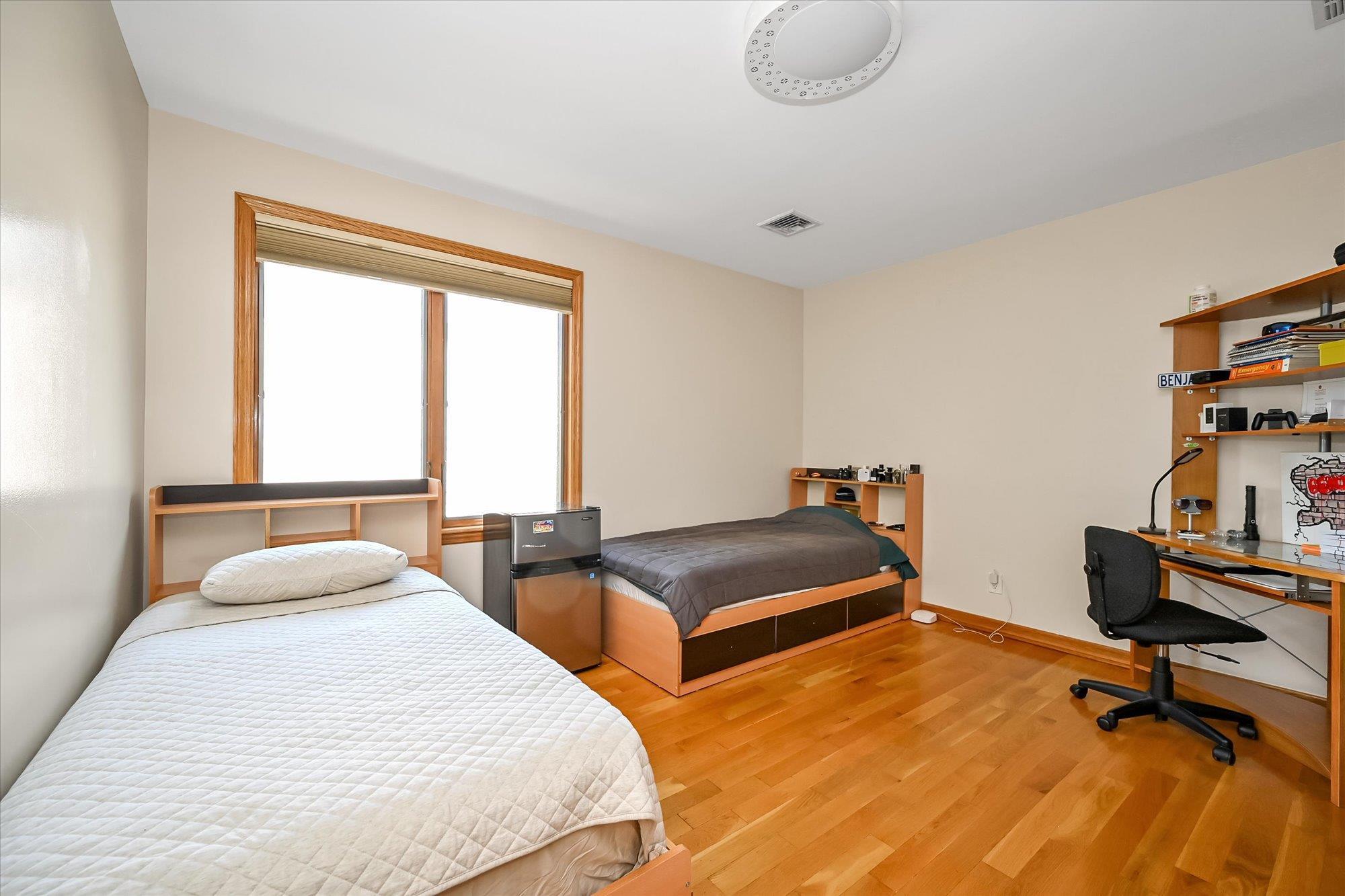 Single Family Jewel  Queens, NY 11367, MLS-887802-16
