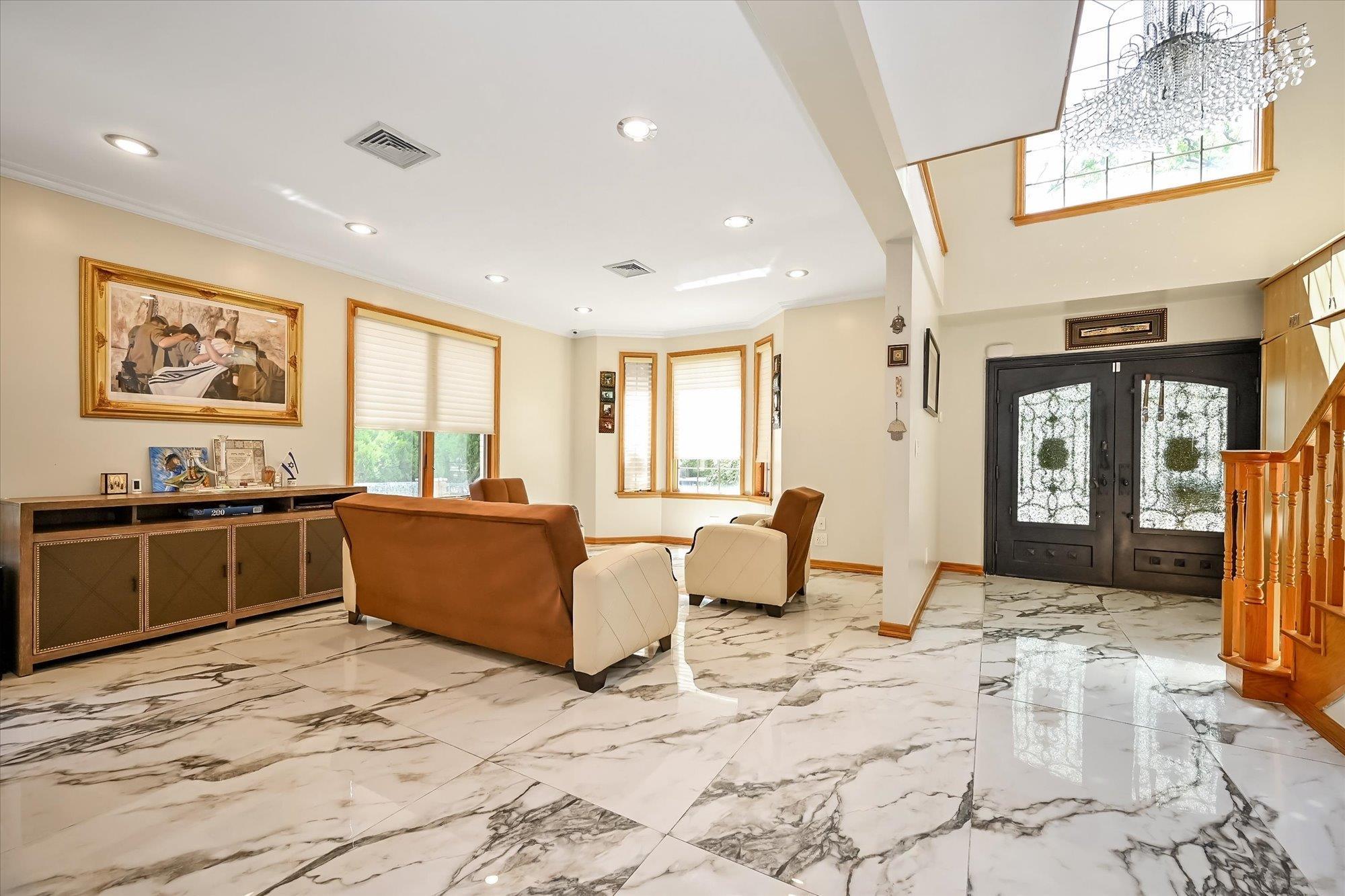 Single Family Jewel  Queens, NY 11367, MLS-887802-3