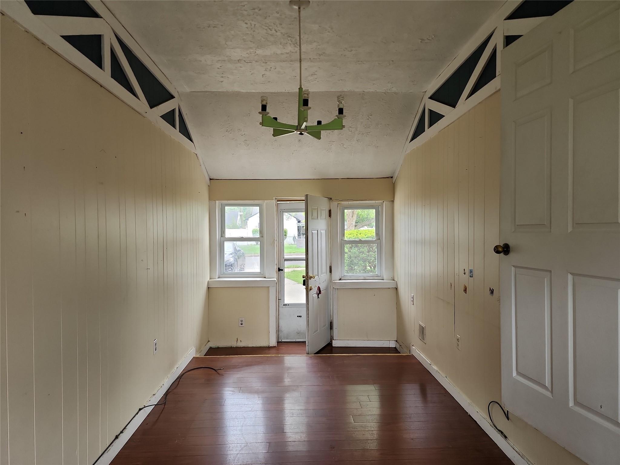 Single Family Poplar  Suffolk County, NY 11722, MLS-887814-14