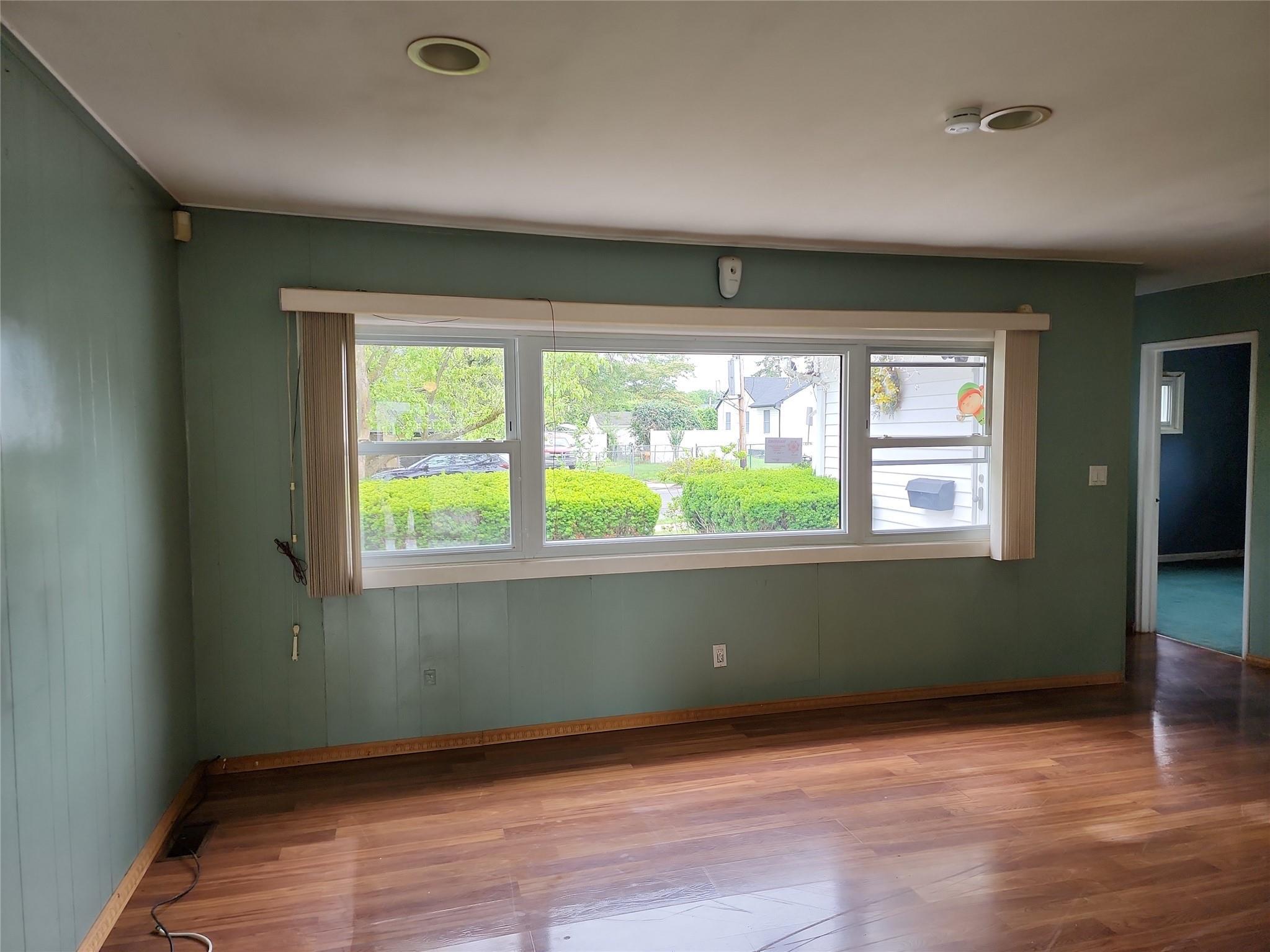 Single Family Poplar  Suffolk County, NY 11722, MLS-887814-3