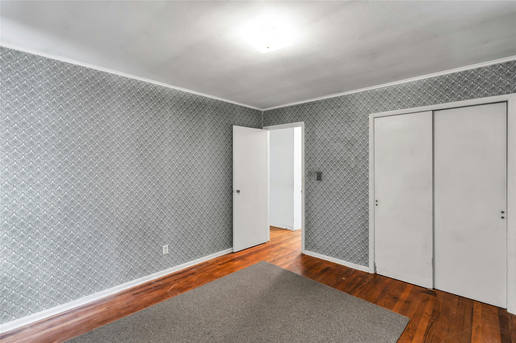 Single Family Robert  Suffolk County, NY 11743, MLS-887816-14