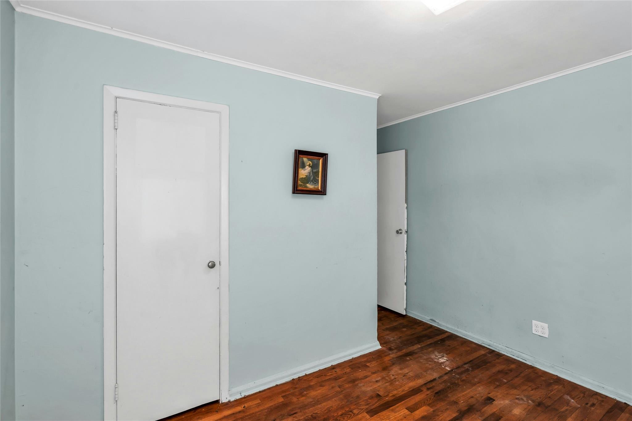 Single Family Robert  Suffolk County, NY 11743, MLS-887816-18