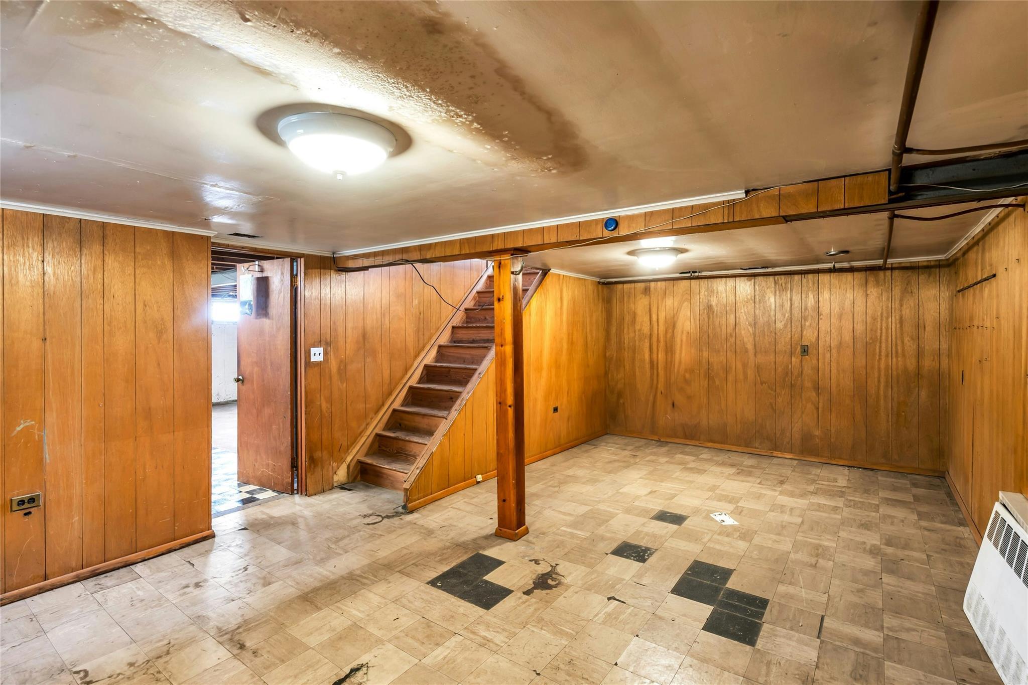 Single Family Robert  Suffolk County, NY 11743, MLS-887816-19