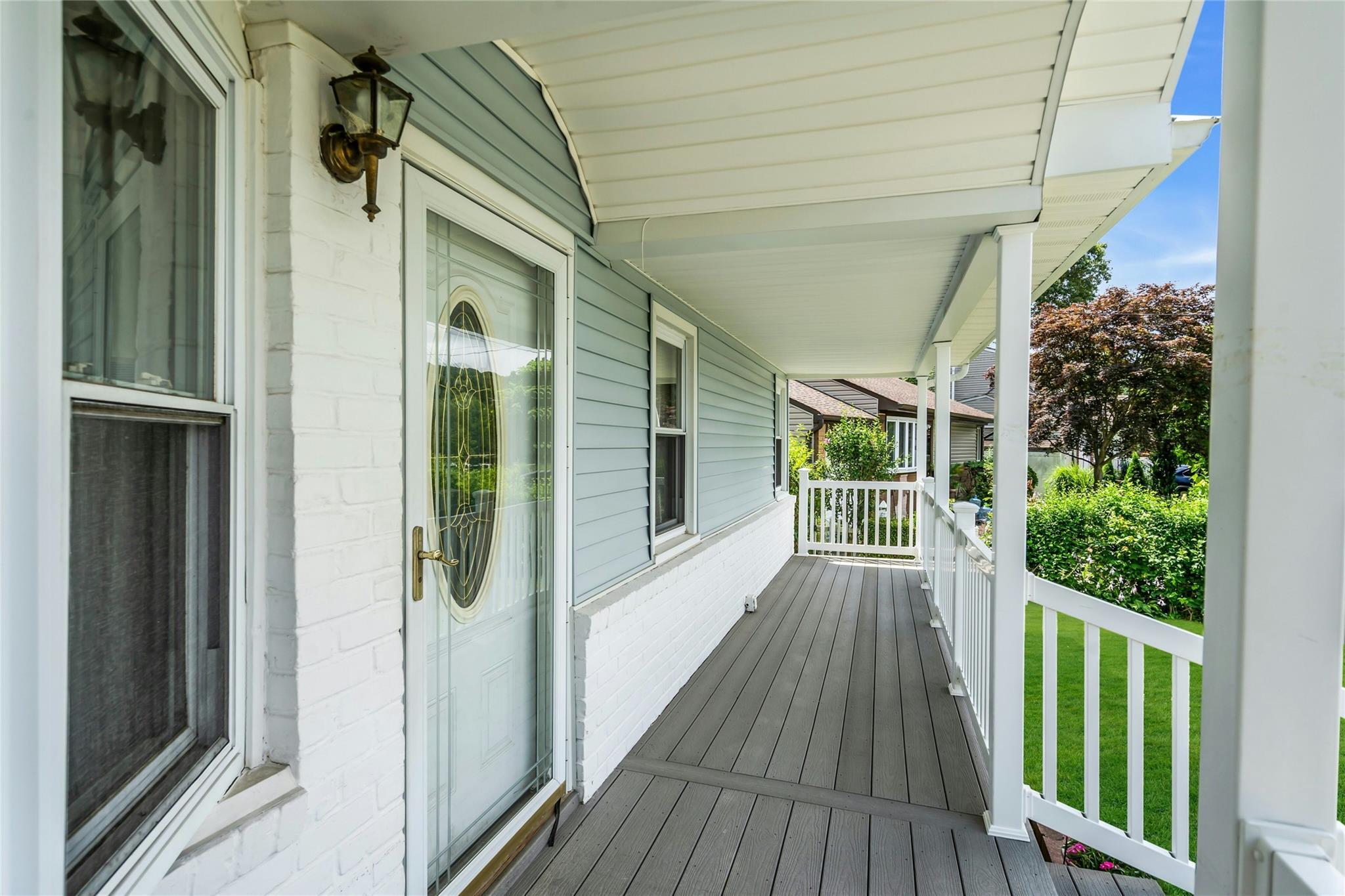 Single Family Robert  Suffolk County, NY 11743, MLS-887816-4