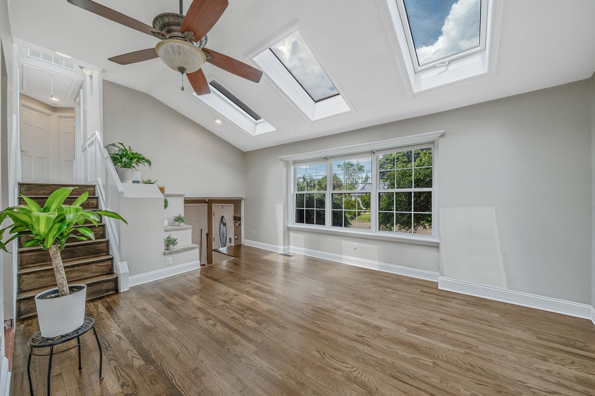 Single Family Phillips  Suffolk County, NY 11763, MLS-887817-11