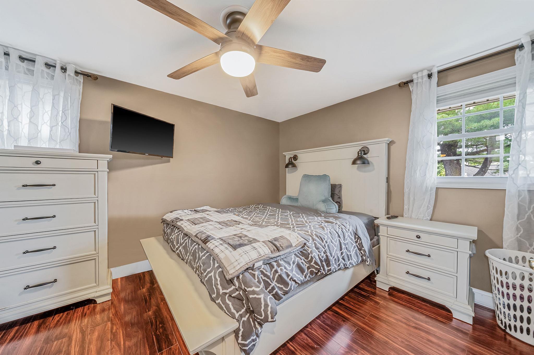 Single Family Phillips  Suffolk County, NY 11763, MLS-887817-18