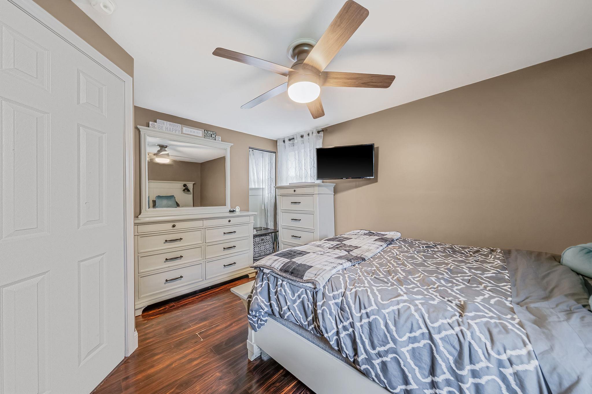 Single Family Phillips  Suffolk County, NY 11763, MLS-887817-19
