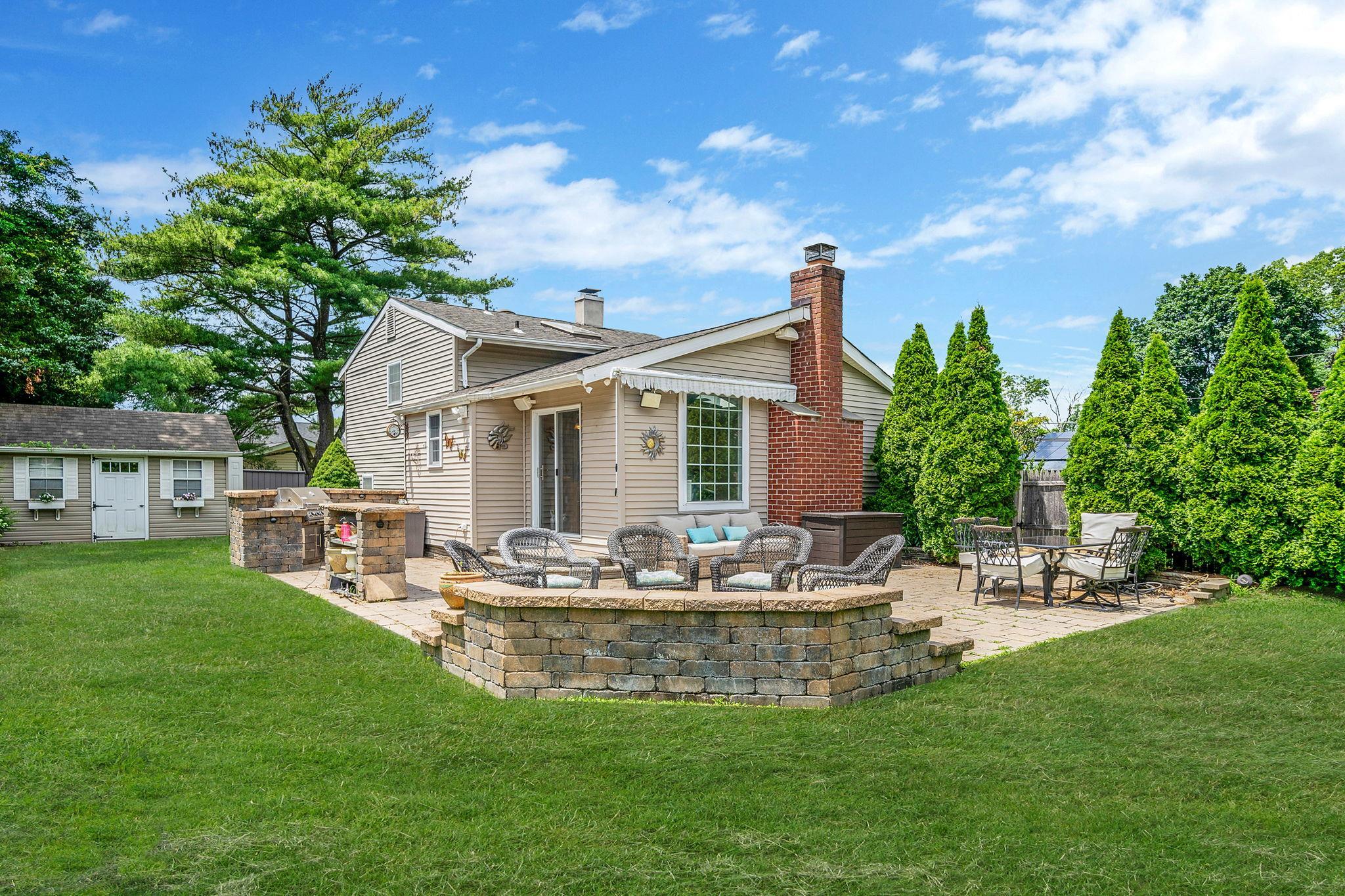 Single Family Phillips  Suffolk County, NY 11763, MLS-887817-29