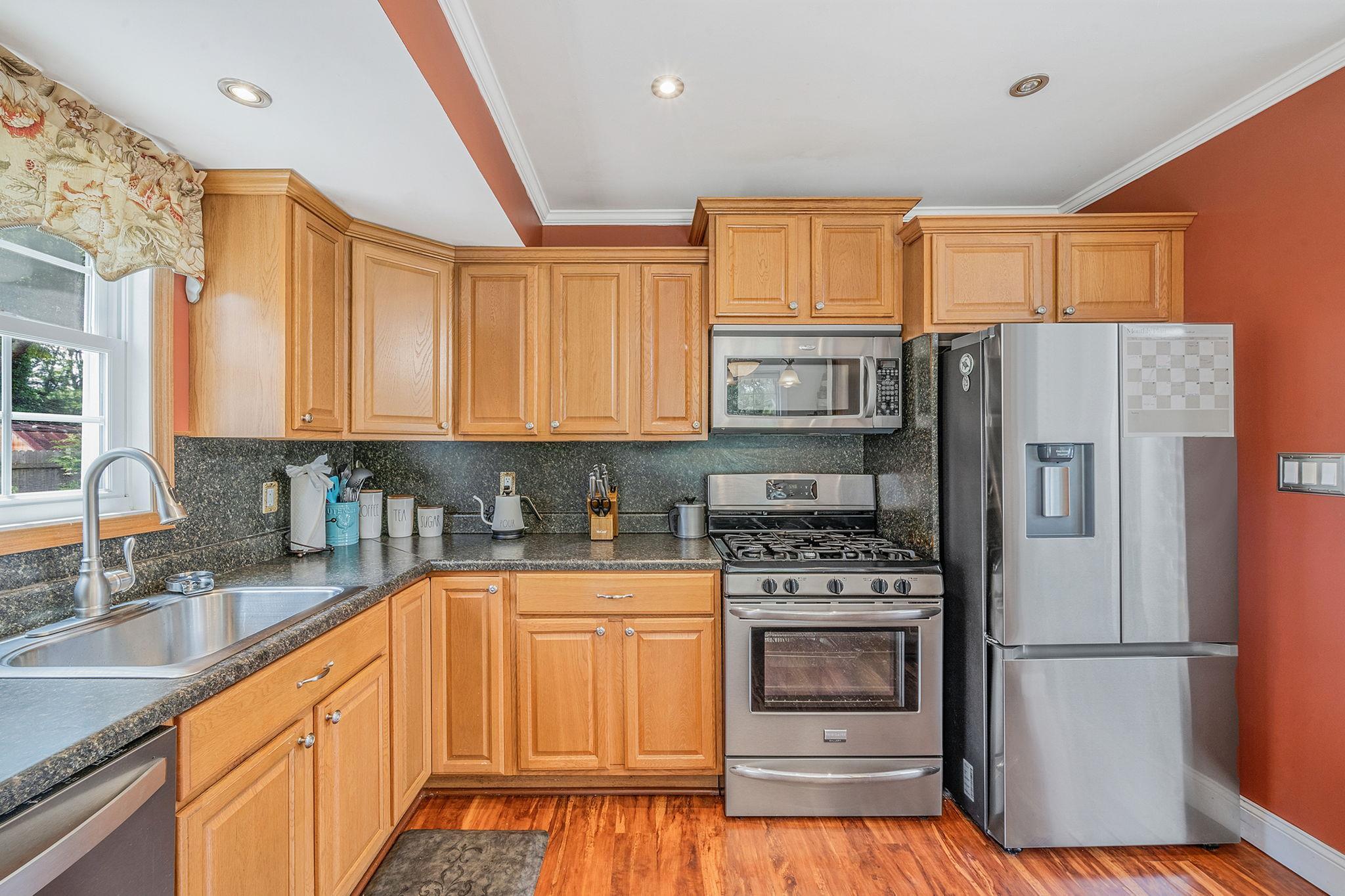 Single Family Phillips  Suffolk County, NY 11763, MLS-887817-3