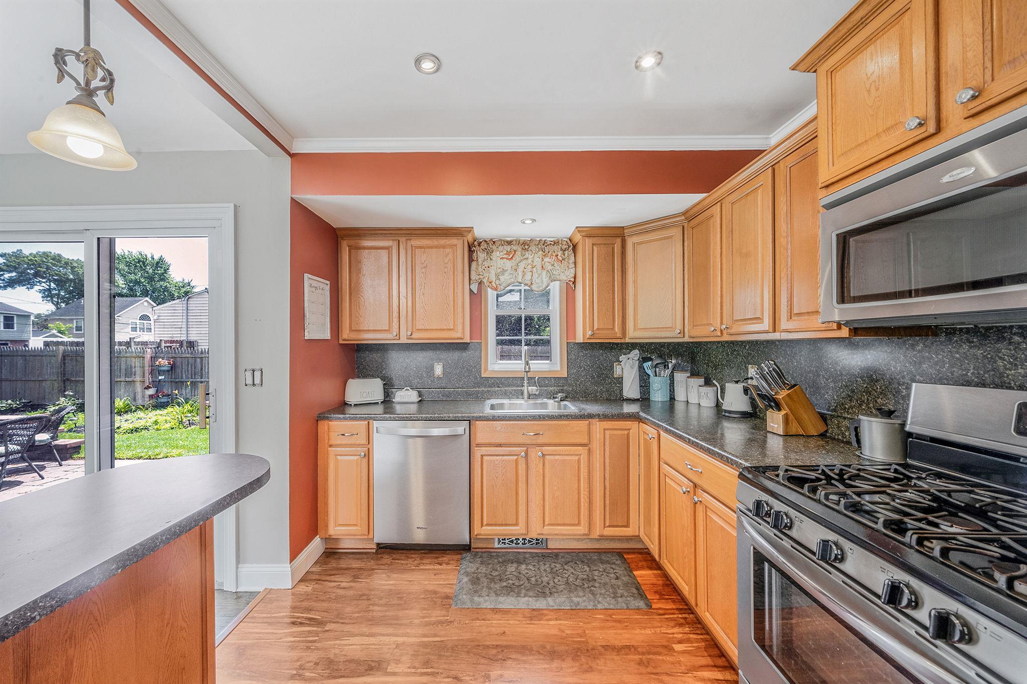 Single Family Phillips  Suffolk County, NY 11763, MLS-887817-4