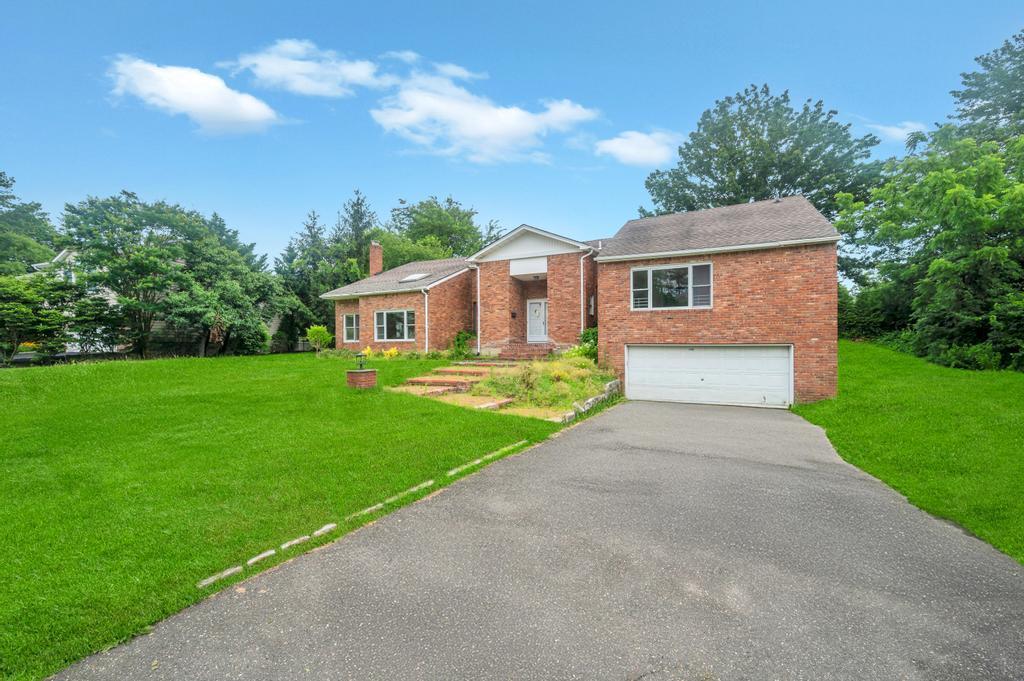 Single Family Woods Nassau County, NY 11576, MLS-887819-2