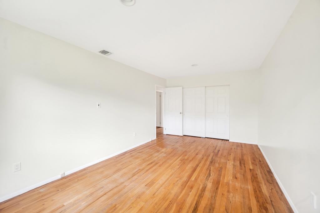 Single Family Woods Nassau County, NY 11576, MLS-887819-28