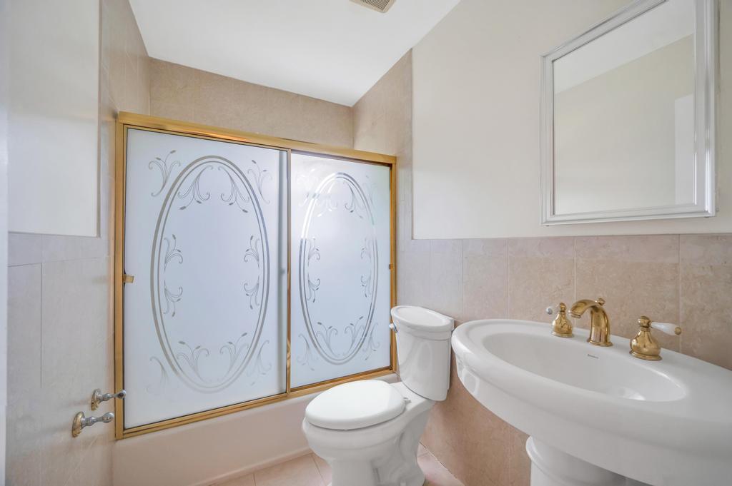 Single Family Woods Nassau County, NY 11576, MLS-887819-32