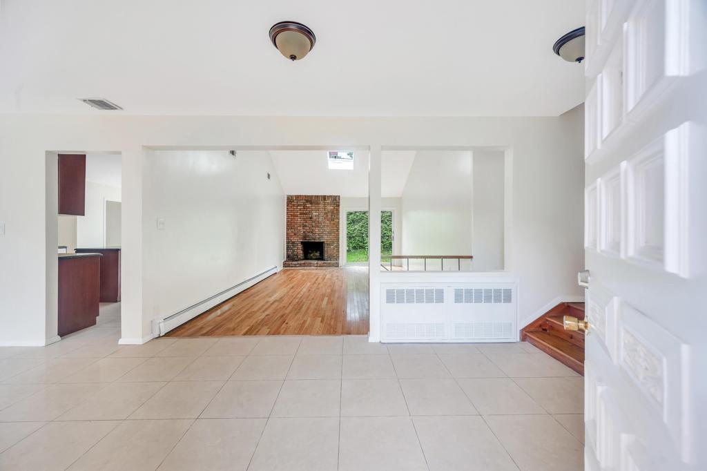 Single Family Woods Nassau County, NY 11576, MLS-887819-7