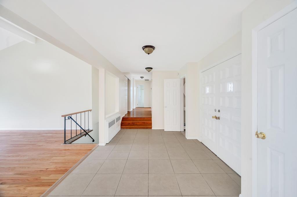 Single Family Woods Nassau County, NY 11576, MLS-887819-8