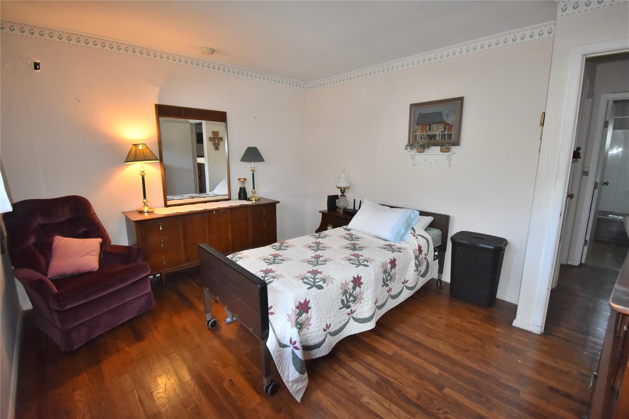 Single Family Circuit  Suffolk County, NY 11713, MLS-887852-10