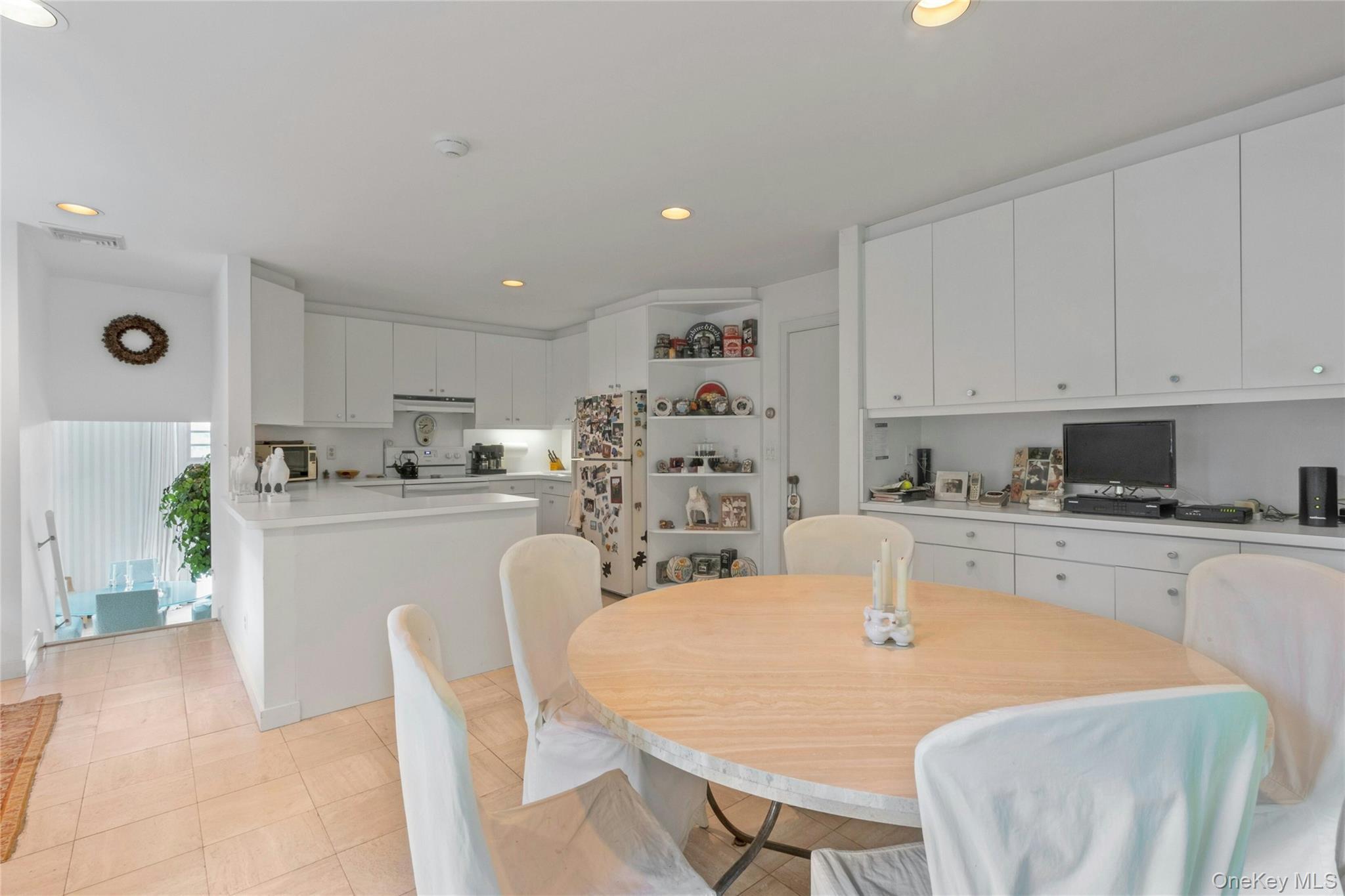 Single Family Cliff Orange County, NY 10987, MLS-887873-12