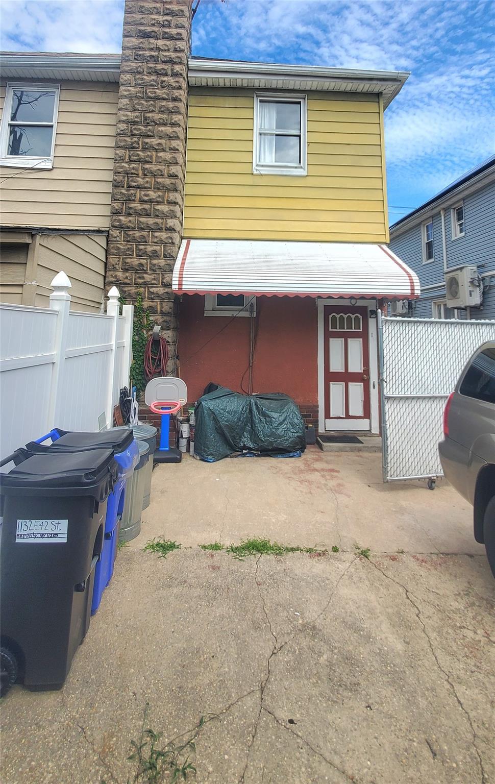 Single Family East 42  Brooklyn, NY 11210, MLS-887891-3