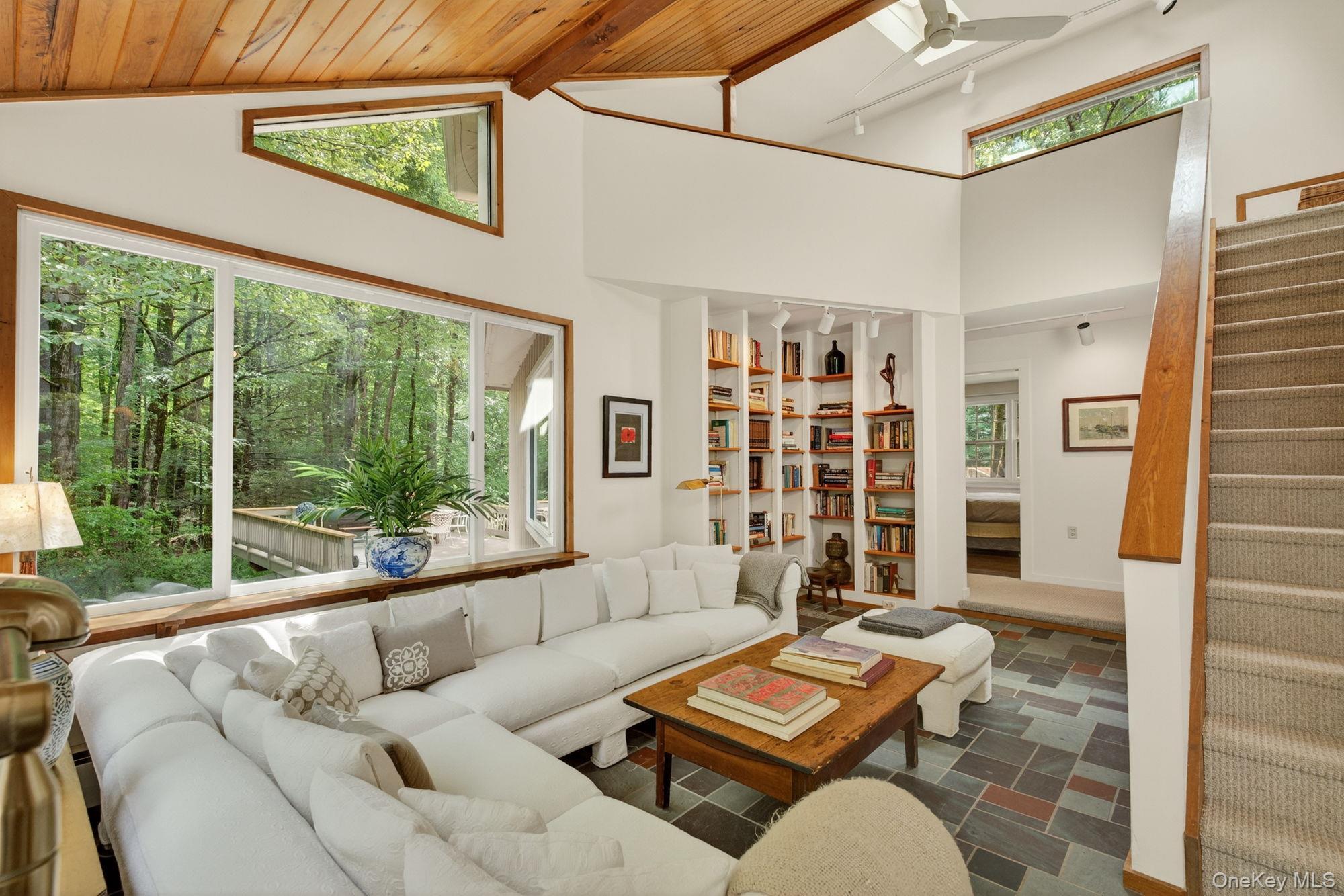 Single Family Old Wagon Ulster County, NY 12498, MLS-887908-20