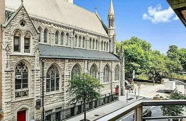 Condo 65th  Manhattan, NY 10023, MLS-887910-2