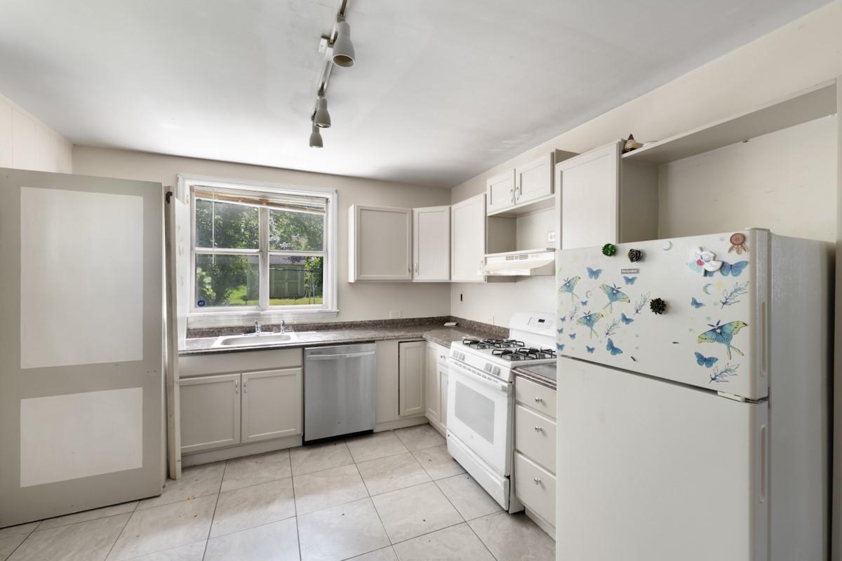 Single Family Spring  Rockland County, NY 10927, MLS-887916-4