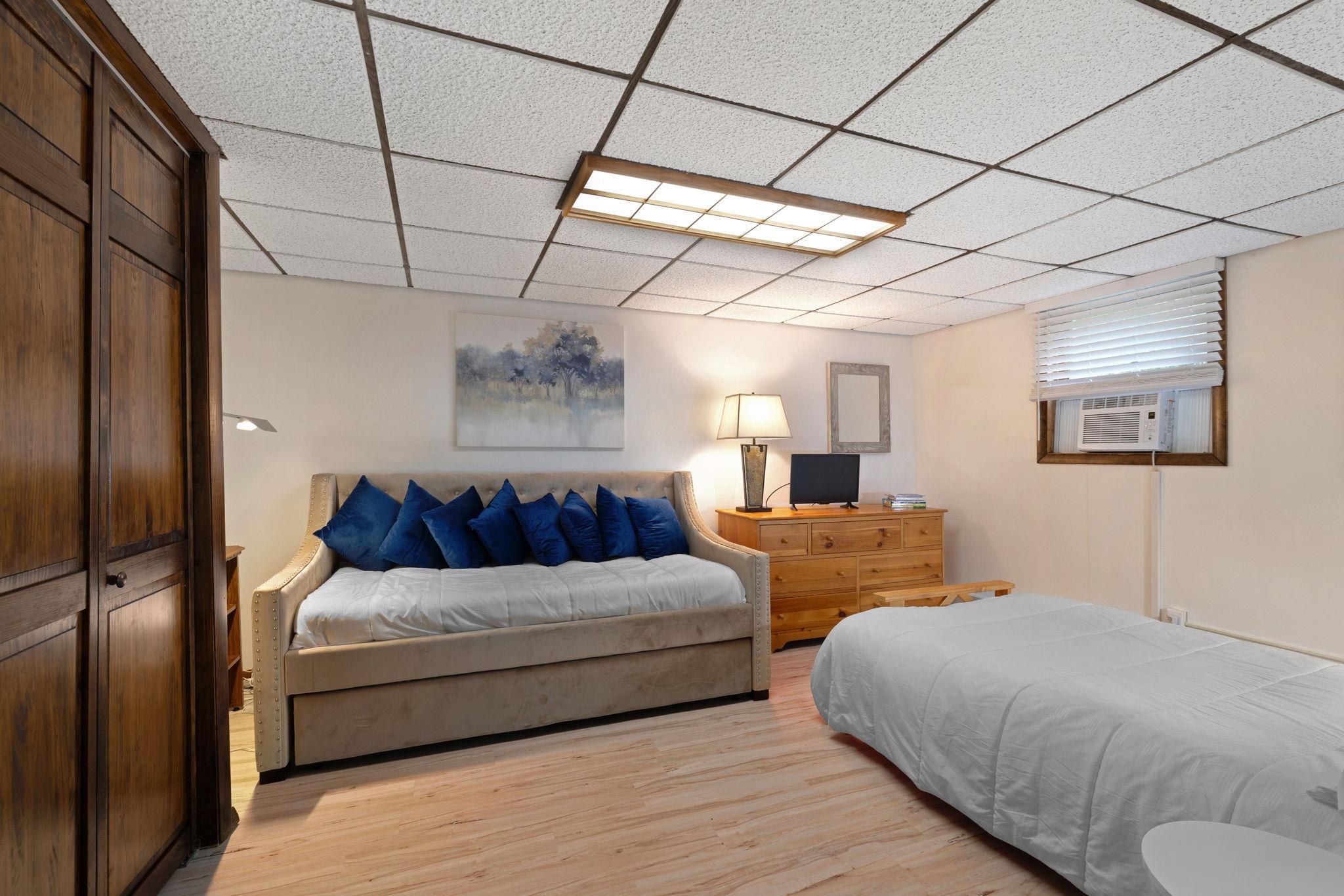 Single Family Fort Van Tyle  Orange County, NY 12771, MLS-887924-38