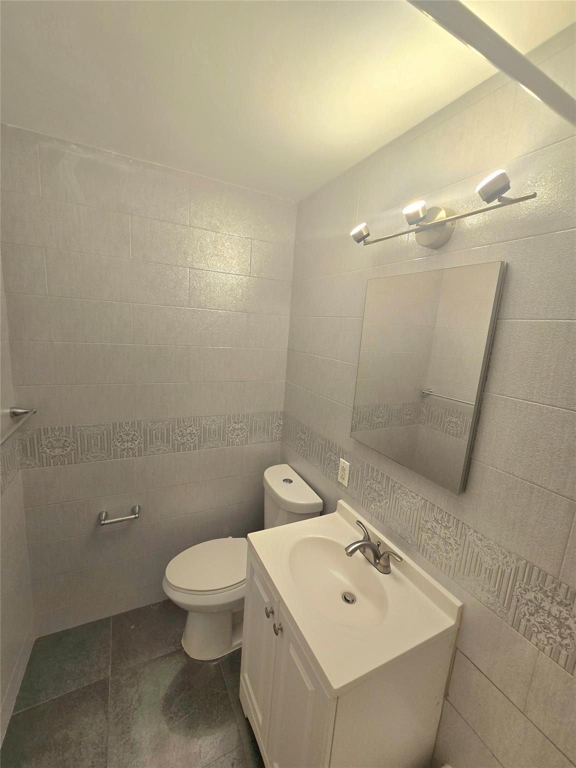 Apartment Union  Queens, NY 11367, MLS-887947-10