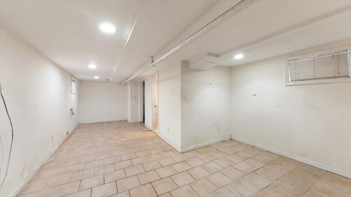Single Family 118th  Queens, NY 11434, MLS-887962-16