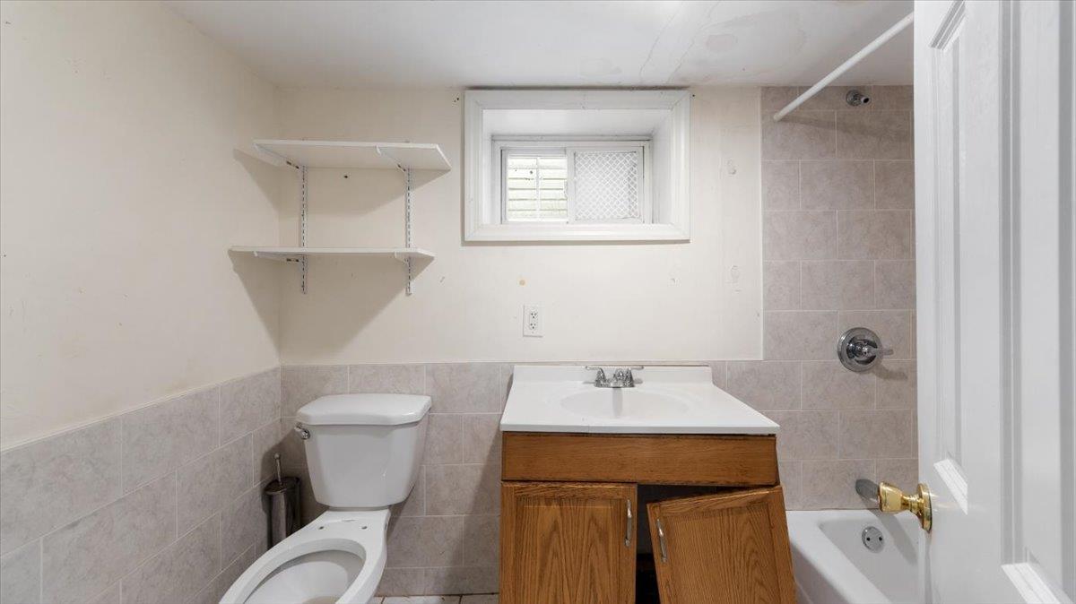 Single Family 118th  Queens, NY 11434, MLS-887962-17