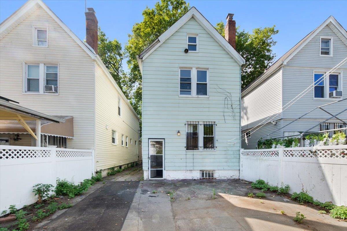 Single Family 118th  Queens, NY 11434, MLS-887962-19