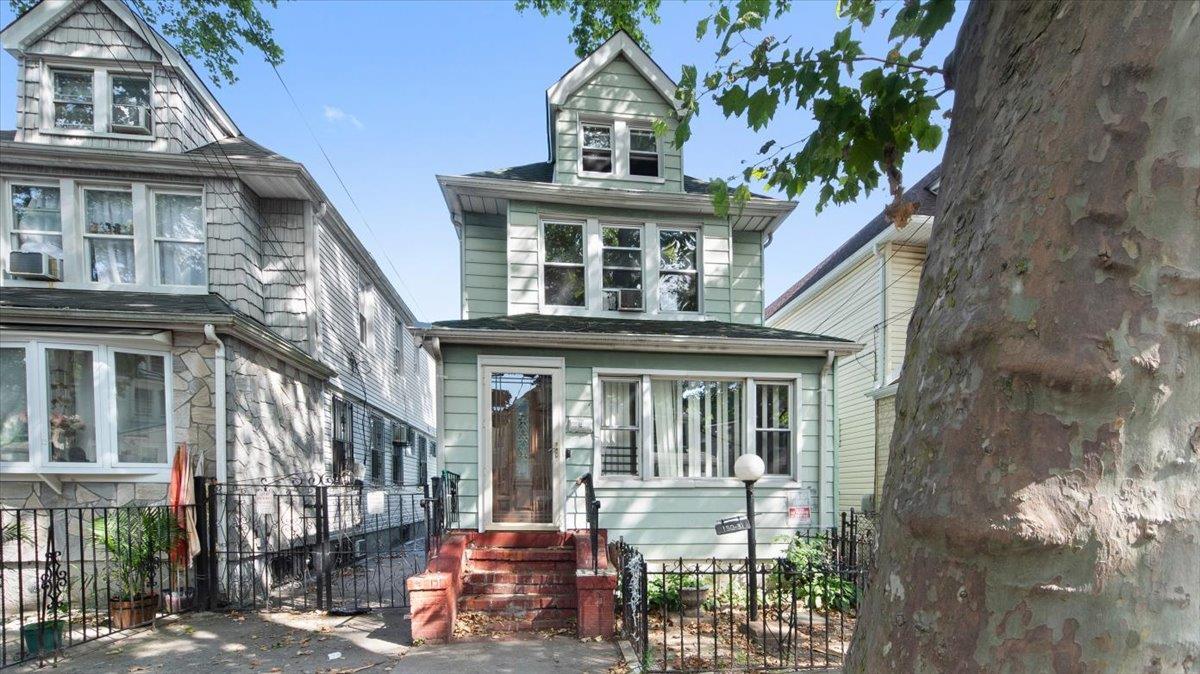 Single Family 118th  Queens, NY 11434, MLS-887962-20