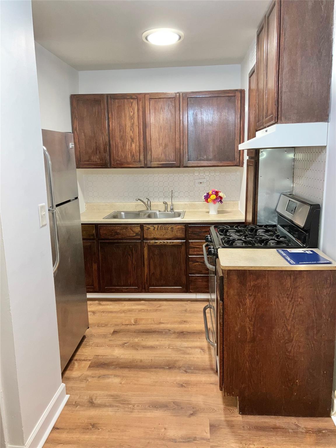 Apartment Ave  Queens, NY 11432, MLS-887966-2