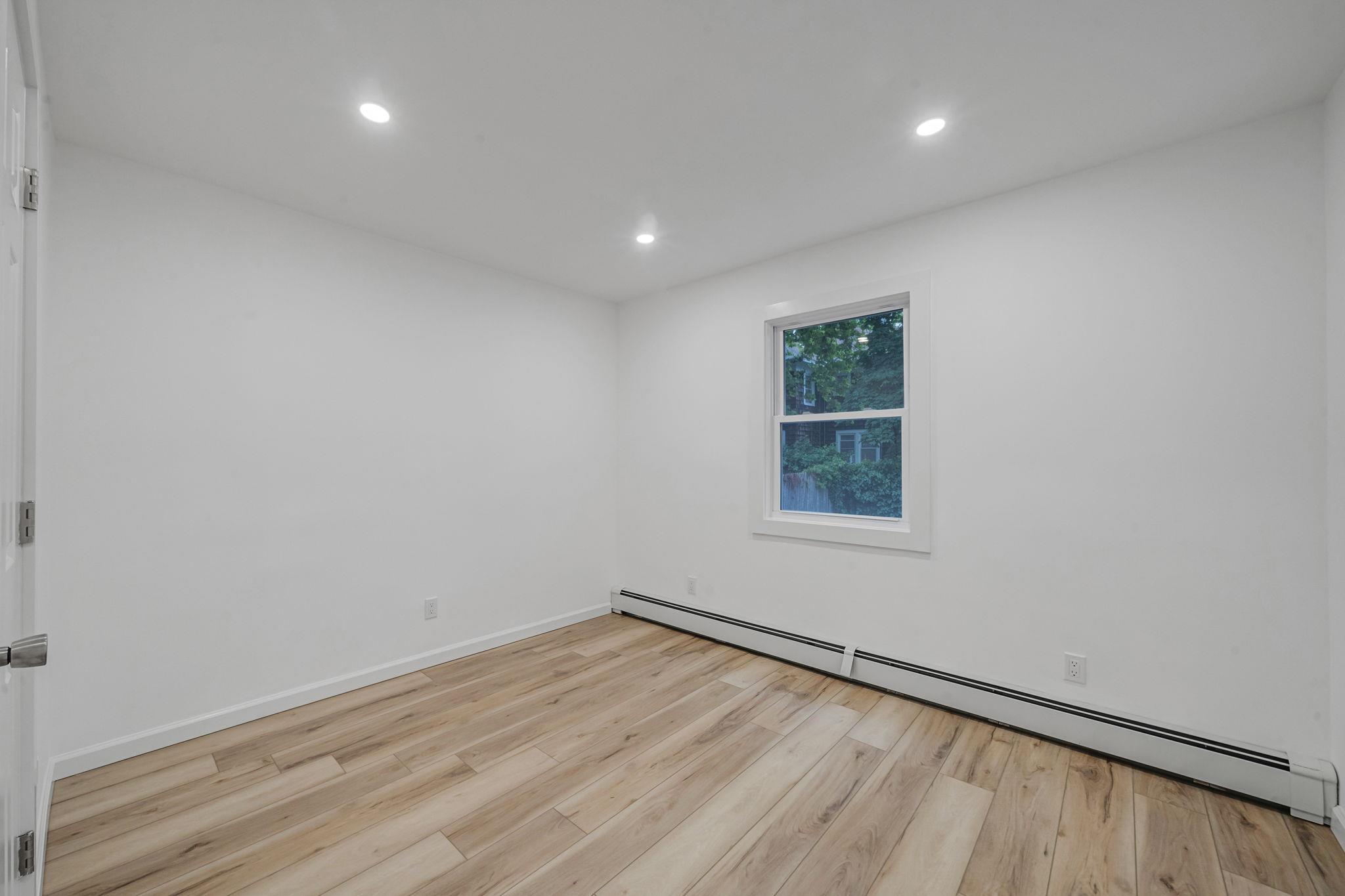 Single Family Auburn  Suffolk County, NY 11706, MLS-887971-15