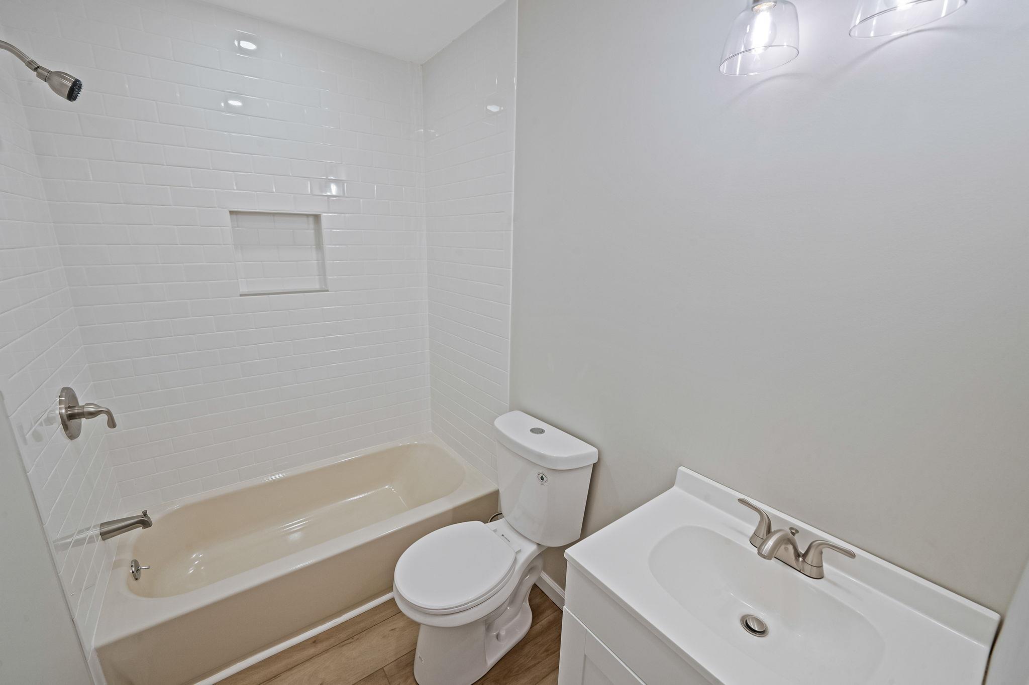Single Family Auburn  Suffolk County, NY 11706, MLS-887971-16