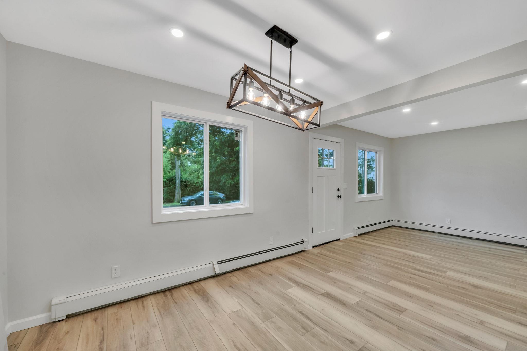Single Family Auburn  Suffolk County, NY 11706, MLS-887971-7
