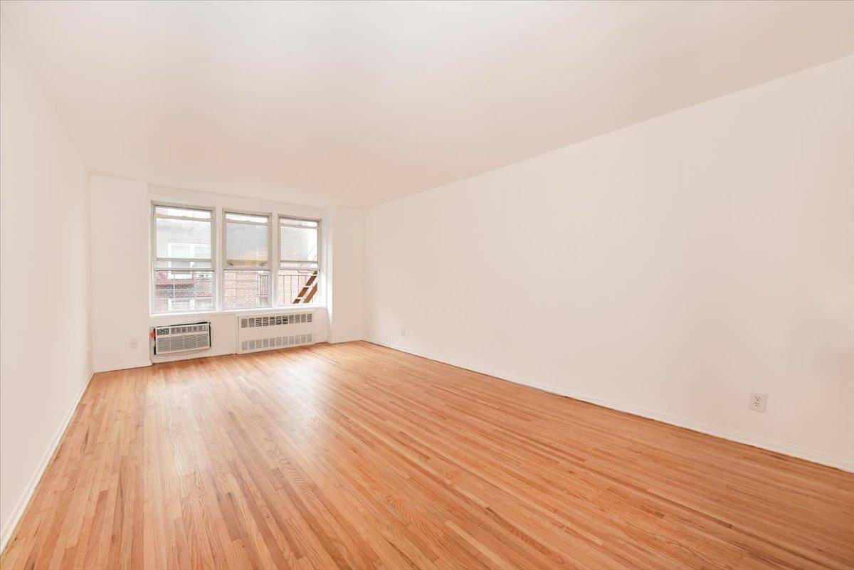 Coop 17th Street  Brooklyn, NY 11226, MLS-887978-11