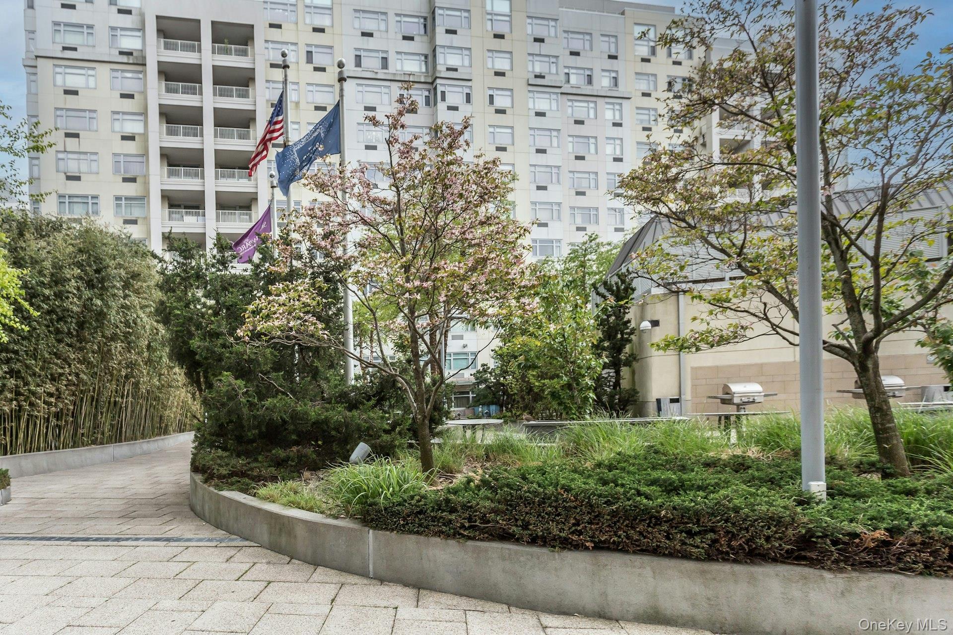 Condo 40th Road Queens, NY 11354, MLS-887987-13