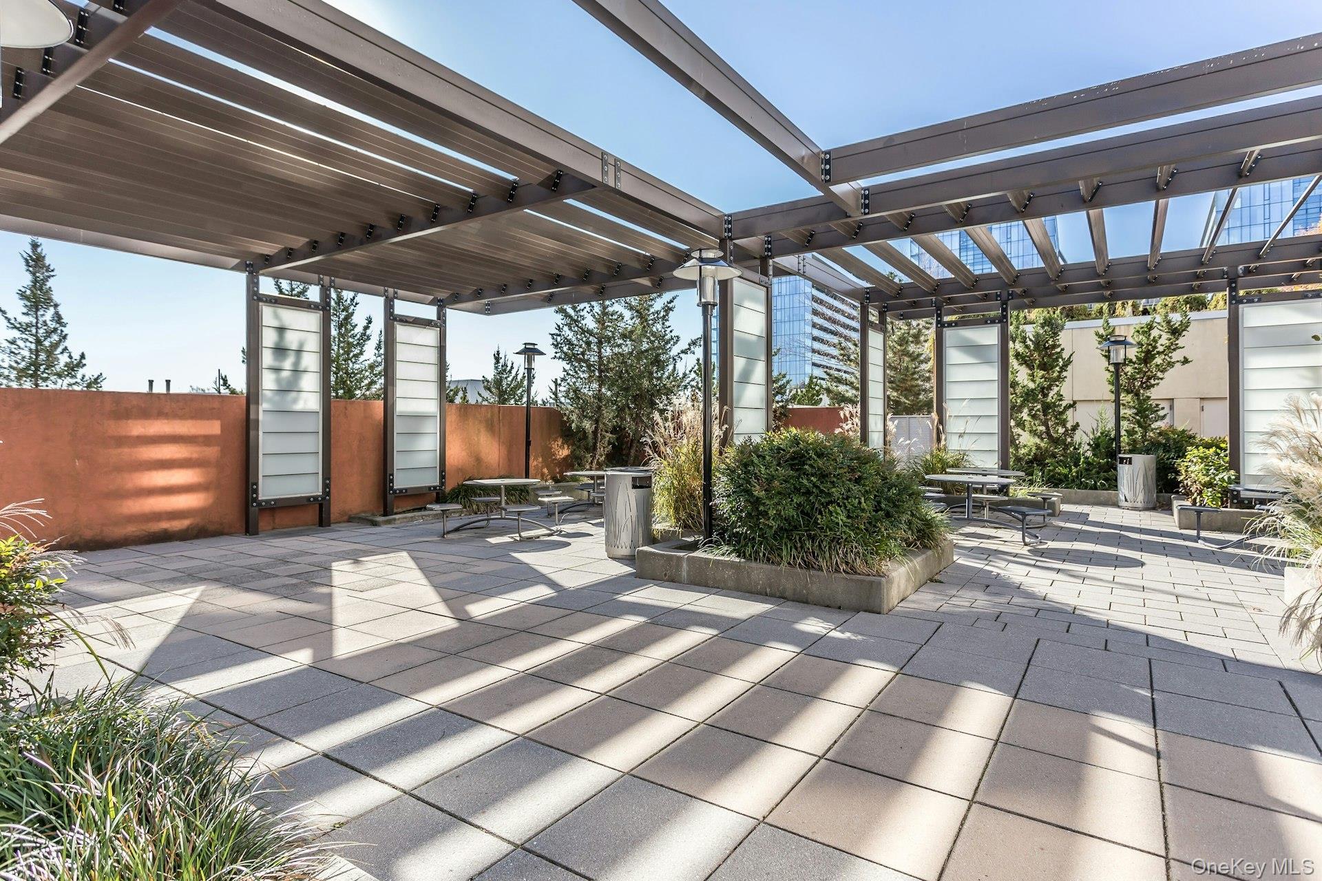 Condo 40th Road Queens, NY 11354, MLS-887987-2