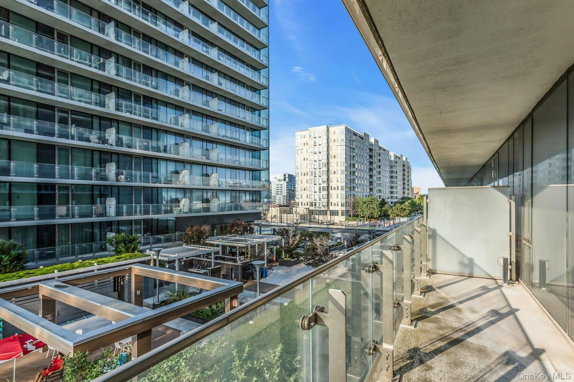 Condo 40th Road Queens, NY 11354, MLS-887987-4