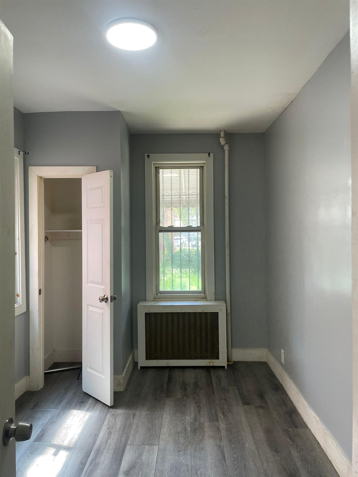 Single Family 224  Bronx, NY 10466, MLS-887992-10