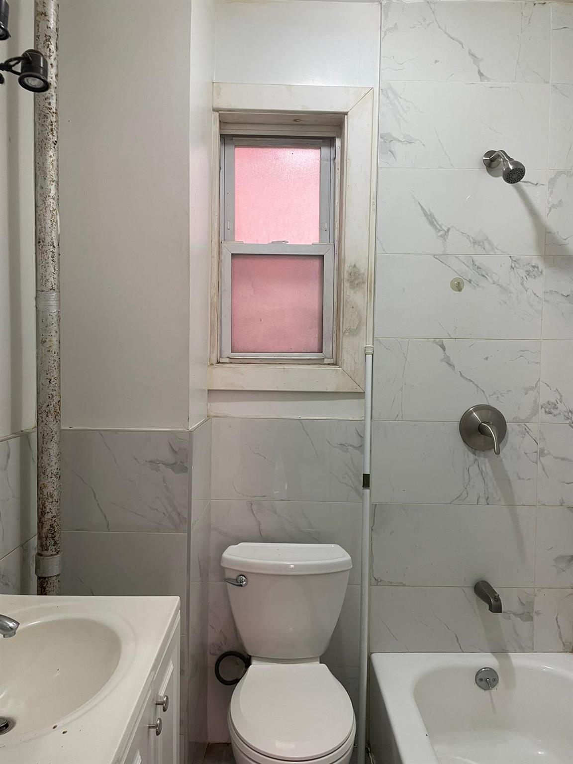 Single Family 224  Bronx, NY 10466, MLS-887992-4