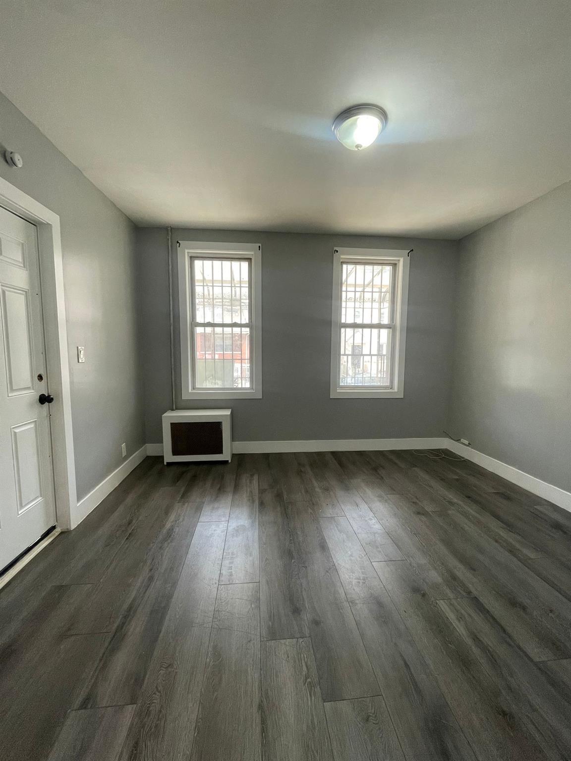 Single Family 224  Bronx, NY 10466, MLS-887992-6