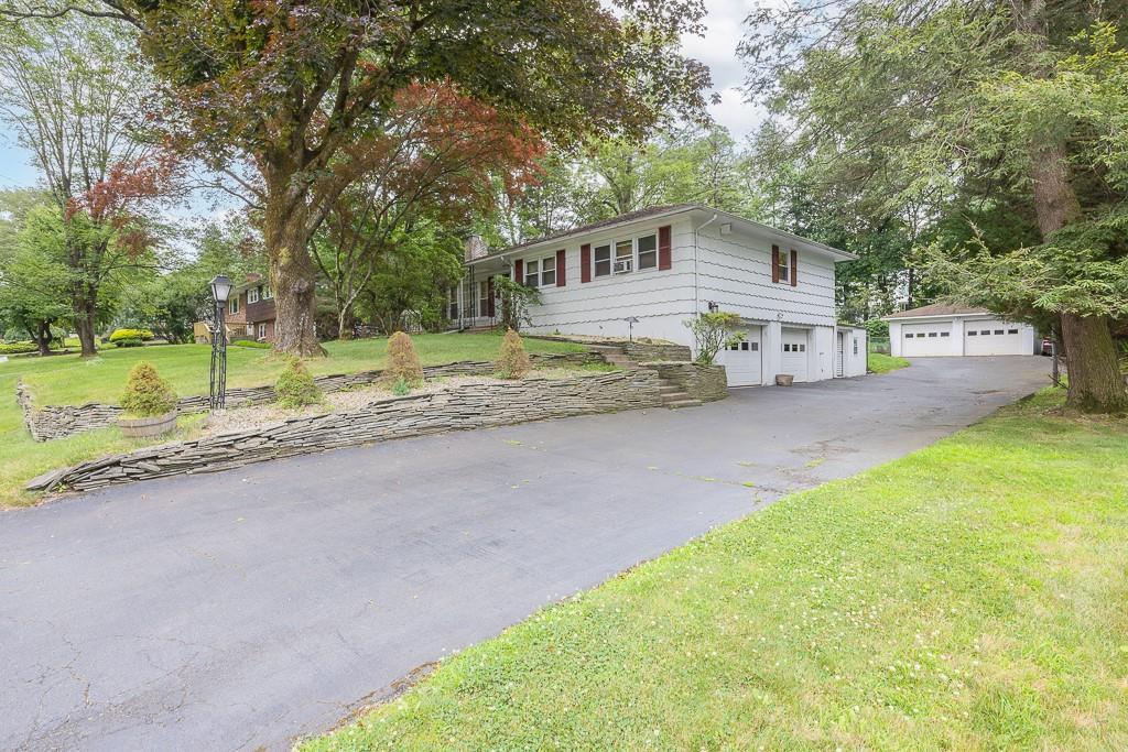 Single Family Glenbrook  Rockland County, NY 10952, MLS-887994-2